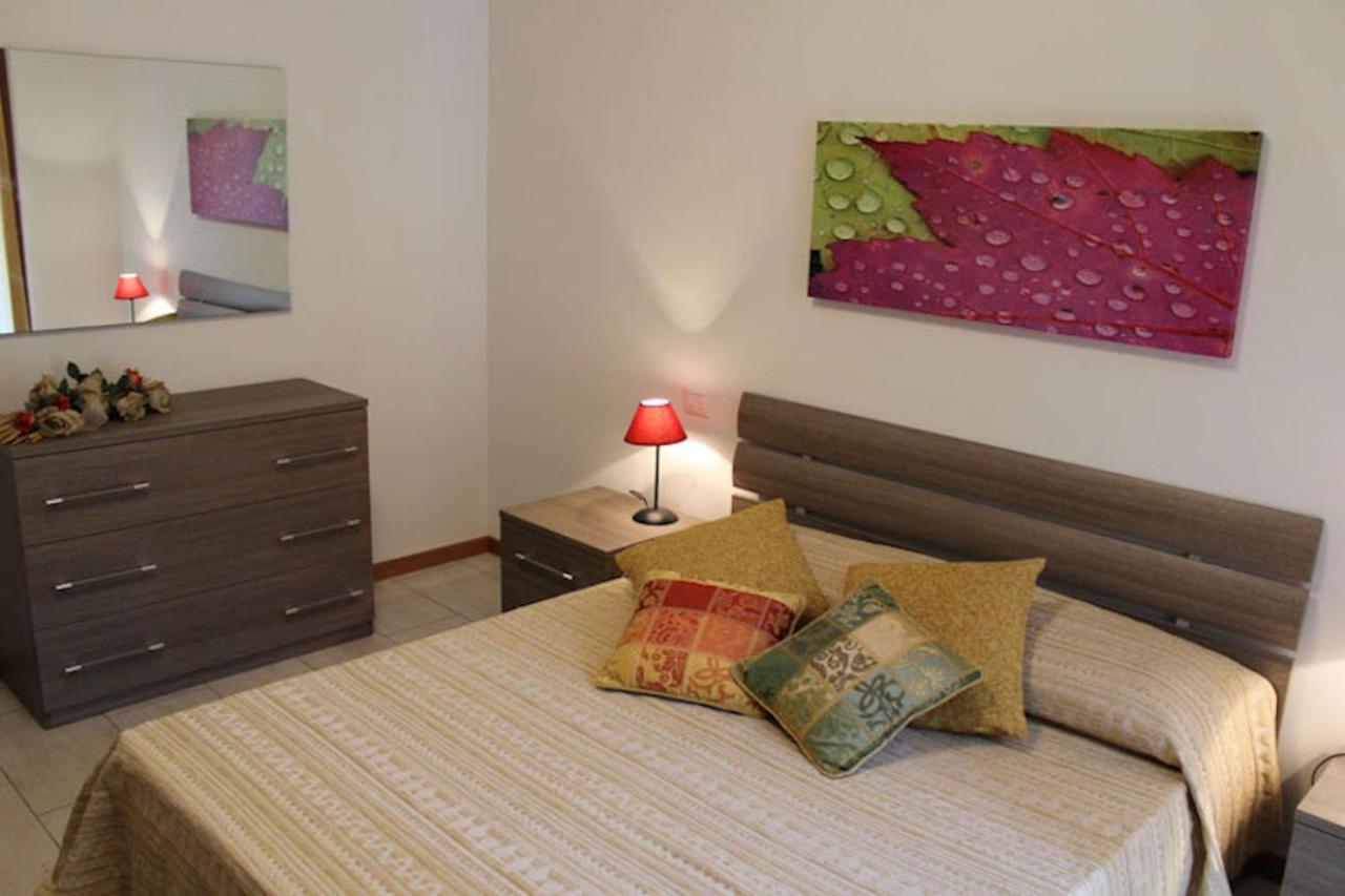 Casa Di Chiara Apartment Peschiera del Garda Ngoại thất bức ảnh